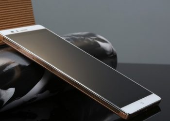 Опубликованы фото и характеристики нового смартфона Elephone Vowney
