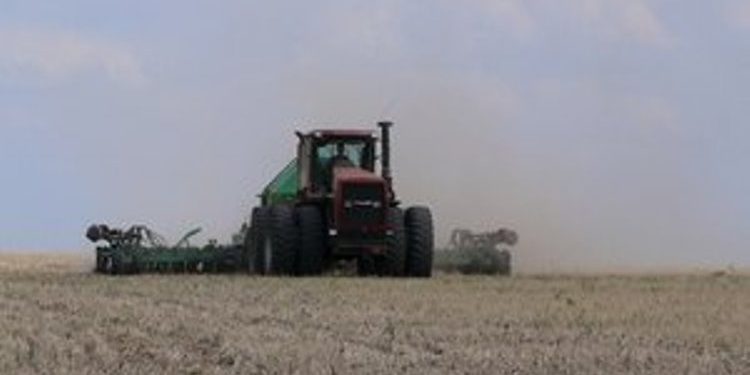 В Донецкой области на мине подорвался водитель трактора