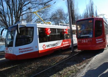 Жители Енакиево бастуют против невыплаты зарплат «властью ДНР»