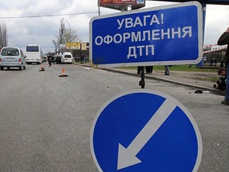 На трассе в Винницкой области опрокинулся автобус, есть погибшие