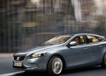 Автопроизводитель Volvo совместно c Polestar задумались над выпуском хэтчбека V40