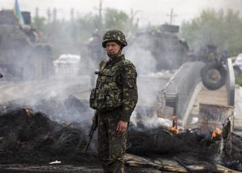 За прошедшие сутки в зоне АТО ранены 10 солдат