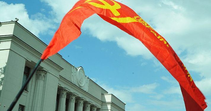 В Украине сегодня вступает в силу закон о декоммунизации