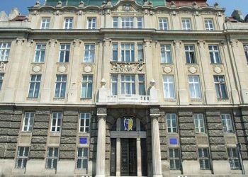 Во Львове уволили прокурора, которого ранее задержали нетрезвым за рулем авто