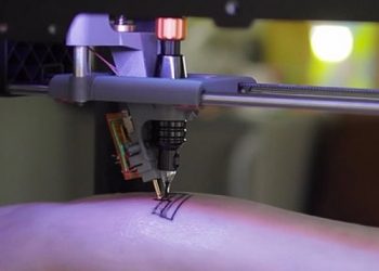 3D-принтер превратили в автоматический татуировочный аппарат