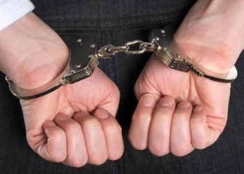 Арестован сотрудник МВД, который во время Майдана вооружал «титушек»