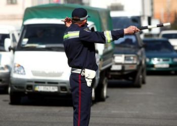 В Киеве угнали машину с ребенком в салоне