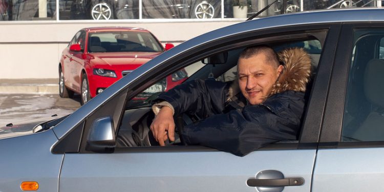 Врачи рассказали, как сохранить здоровья тем кто постоянно за рулем