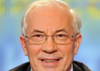 Азаров хочет запустить новый политпроект в Украине