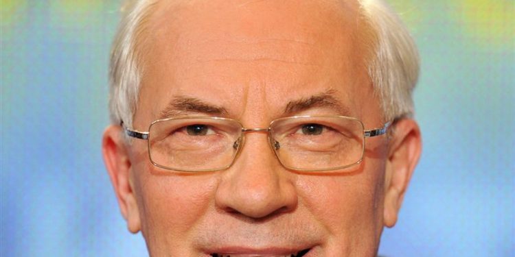 Азаров хочет запустить новый политпроект в Украине