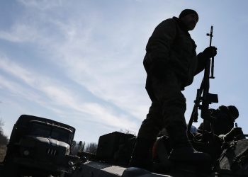 Во время жестких боев в Крымском террористы ранили бойца Нацгвардии