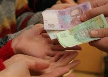 В Хмельницкой области работница почты присвоила более 12 тыс. грн соцвыплат