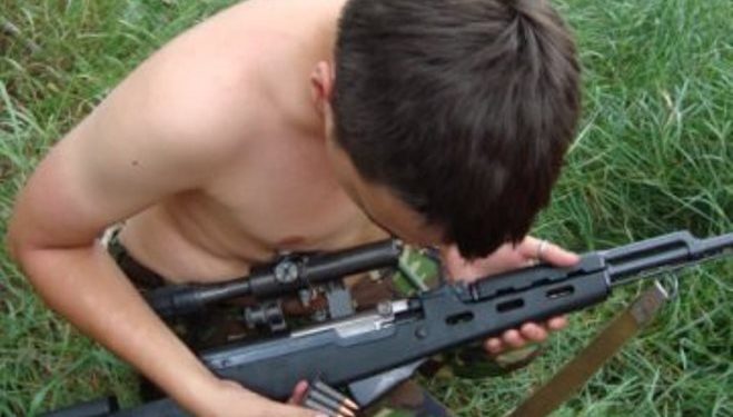 На блокпостах «ДНР» появились вооружении дети