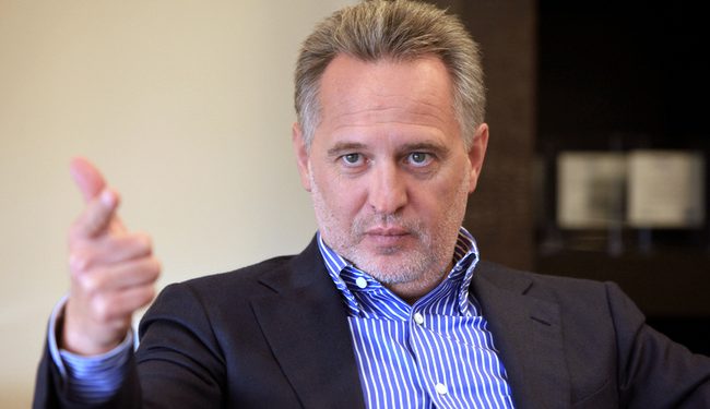 Суд арестовал 46 объектов недвижимости олигарха Фирташа