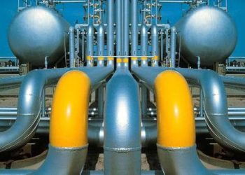 Словакия не намерена сокращать поставки реверсного газа в Украину, - премьер страны