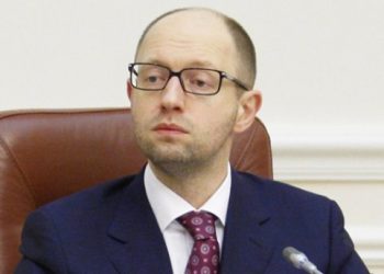 Яценюк выгнал с заседания правительства министра экологии Шевченко