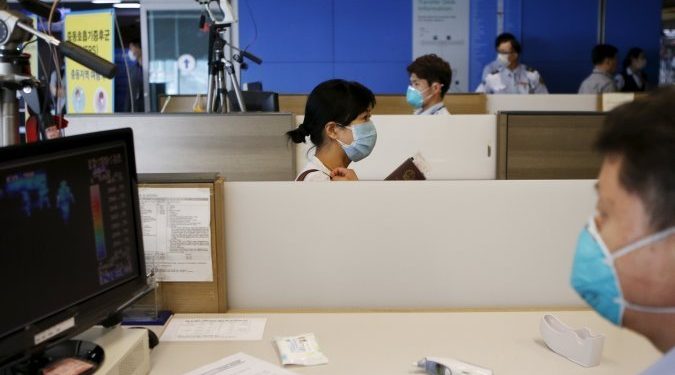 Заразившийся вирусом MERS медицинский работник продолжал ходить на работу
