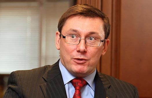 Луценко: Задержанные российские военные любили снимать видео о своих подвигах