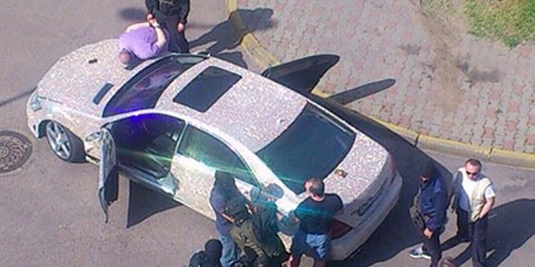 В Минске задержан россиянин на машине со стразами
