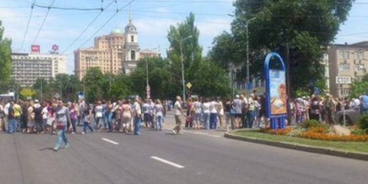 В Донецке митингуют против оккупантов