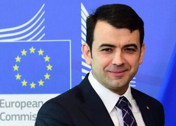 СМИ: Премьер Молдавии ушел в отставку из-за скандала вокруг диплома