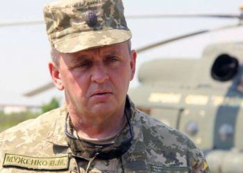 Муженко: Пять тысяч боевиков готовятся к наступлению