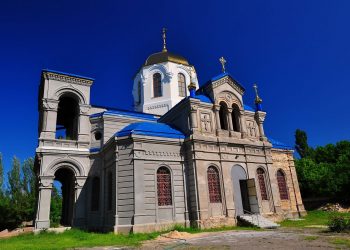 В Николаеве ночью преступники ограбили храм Александра Невского