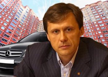 В разгар пожара под Киевом министр экологии планировал отдых в Монако