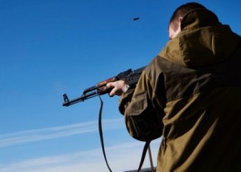 Боевики на пропускном пункте обстреляли толпу людей