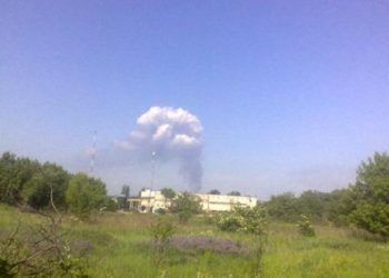 Трасса из Волновахи в Донецк перекрыта из-за боев
