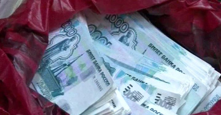 В Москве грабители отобрали у женщины более 7 млн рублей