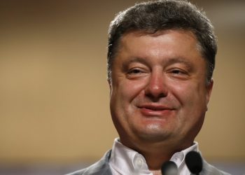 СМИ: Президент Украины отдал приказ начать блокаду Донбасса