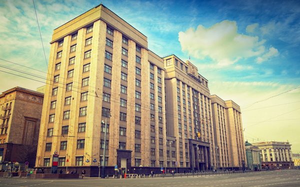 Депутаты предложили запретить губернаторам самопиарится в СМИ