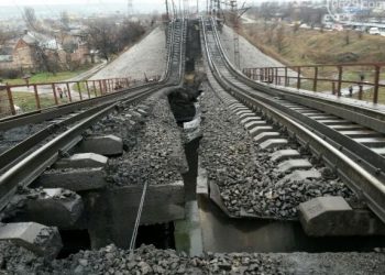 На Одесской железной дороге подорвали грузовой поезд