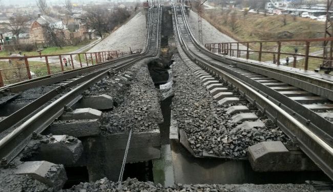 На Одесской железной дороге подорвали грузовой поезд