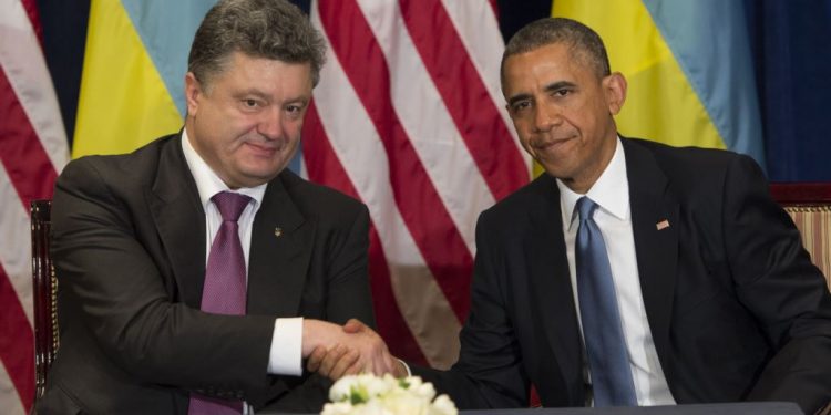 Обама заверил Порошенко в полной поддержке территориальной целостности Украины