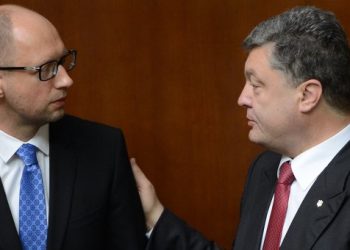 Вечером Порошенко и Яценюк проведут заседания своих фракций