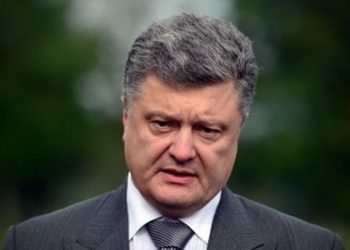 Порошенко: Путин отправил в Донбасс 200 тысяч бойцов
