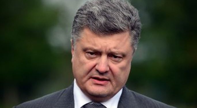 Порошенко: Путин отправил в Донбасс 200 тысяч бойцов