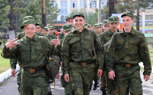 В Беларуси с 1 июля 2016 года вступит в силу закон об альтернативной службе