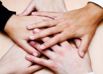 Медики расскажут, почему трясутся руки