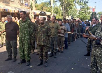 В штабе АТО рассказали о количестве взятых в плен боевиков военных и гражданских