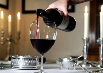 Врачи рассказали о вреде вина