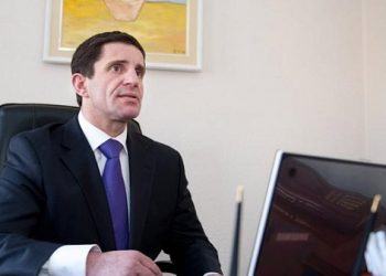 Марьинка обстреляна запрещенными кассетными минами, - Шкиряк