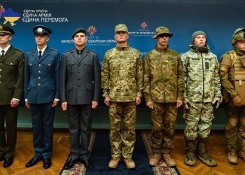 В Минобороны продемонстрировали новую форму украинских военных