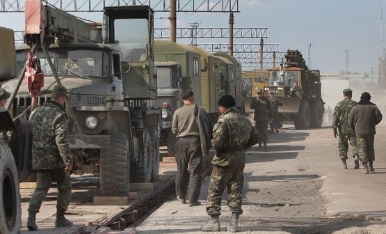 За заметку боевикам «ДНР» российское Минобороны распродает свою военную технику