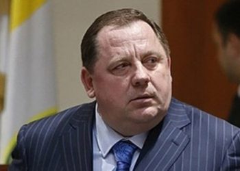 Порошенко обещает посадить Мельника в тюрьму