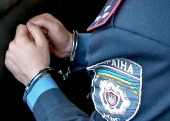 В Сумской области милиционера задержали на взятке