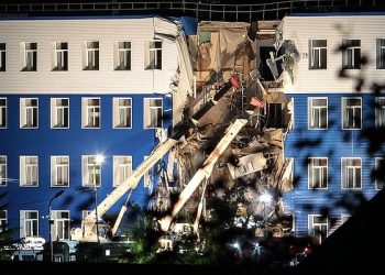 Шойгу извинился за трагедию в Омске
