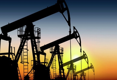 Цены на нефть падают из-за роста количества буровых установок в США